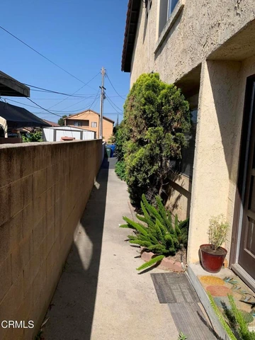 Money Making Opportunity for trade in Santa Paula - photo 11