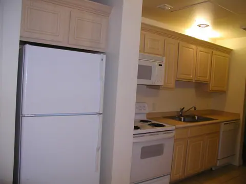 Studio condo in the prestigious building in Center City Philadelphia  - photo 3