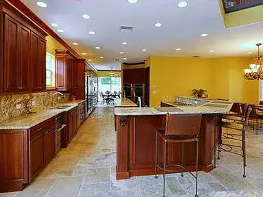 House with room to put pool with ADU - photo 6