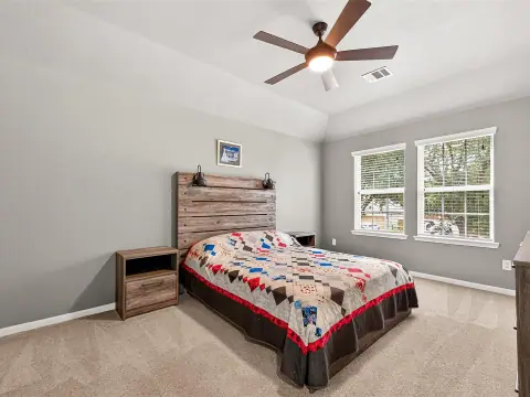 House in Texas for house near Pomona California  - photo 4