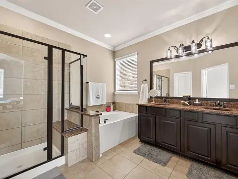 House in Texas for house near Pomona California  - photo 5