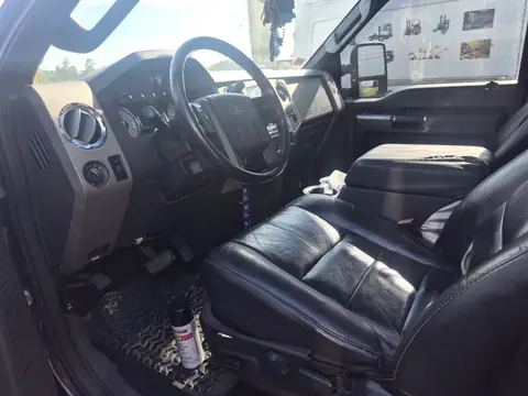 Clean Ford F-250 for trade - photo 8