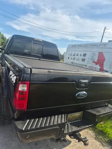 Clean Ford F-250 for trade - photo 6
