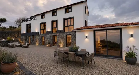 Madeira Basalt Residence With Uninterrupted Atlantic Sunset Views - photo 7