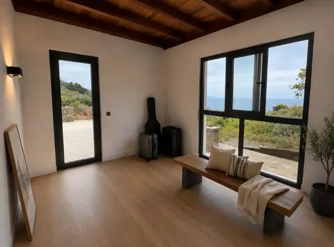 Madeira Basalt Residence With Uninterrupted Atlantic Sunset Views - photo 5